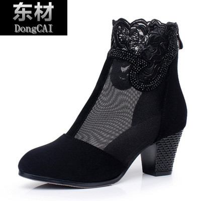 時(shí)尚與舒適并存 東材馬丁靴的獨(dú)特魅力